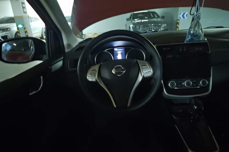 Used Nissan Tiida 2023 1.6L CVT Smart Drive Version Steering Wheel
