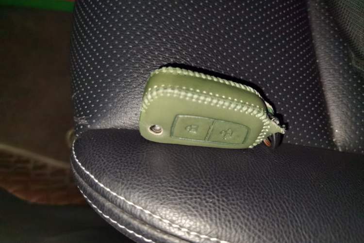 Used Nissan Tiida 2023 1.6L CVT Cool Dynamic Edition Vehicle Key