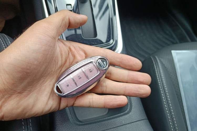 Used Nissan Tiida 2023 1.6L CVT Smart Drive Version Vehicle Key