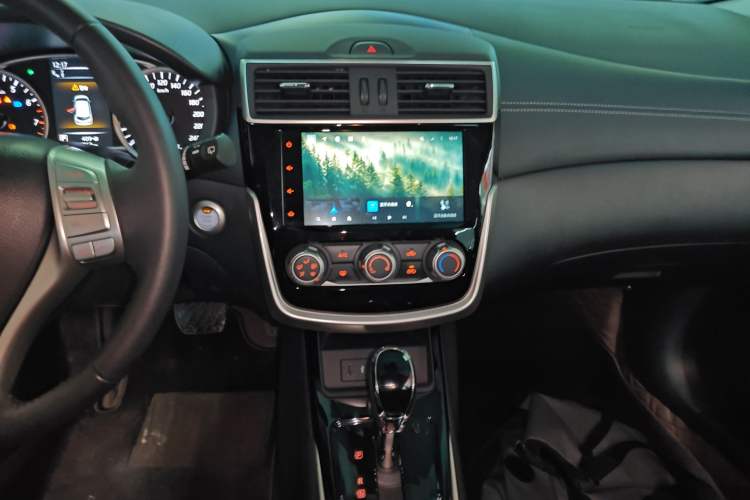 Used Nissan Tiida 2023 1.6L CVT Smart Drive Version Audio And AC Panel