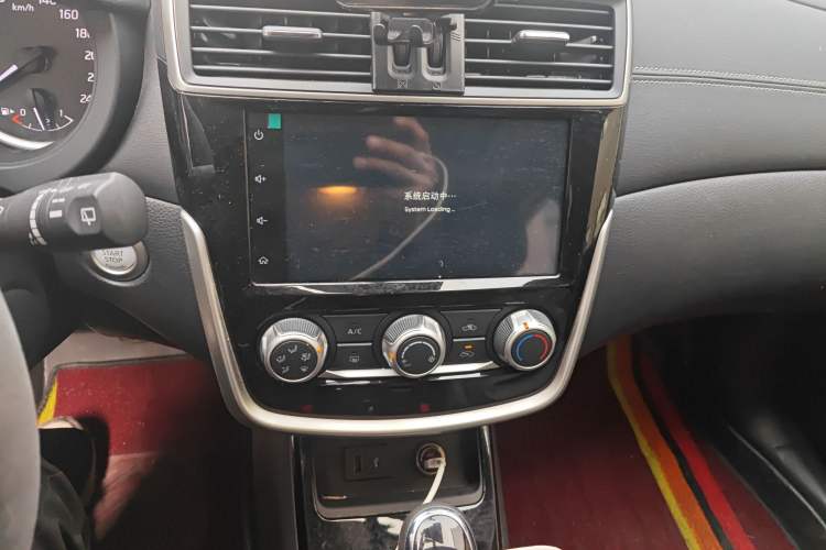 Used Nissan Tiida 2023 1.6L CVT Smart Drive Version Audio And AC Panel