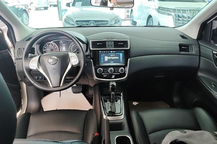 Used Nissan Tiida 2023 1.6L CVT Smart Drive Version Center Console