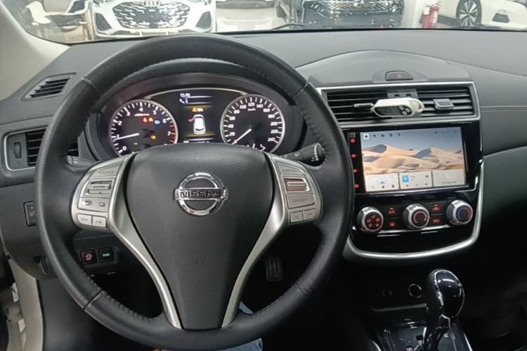 Used Nissan Tiida 2023 1.6L CVT Smart Drive Version Center Console