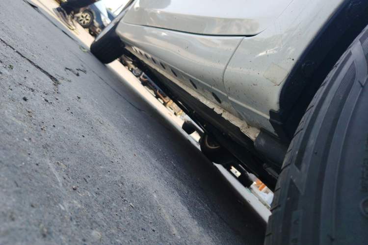 Used Nissan Tiida 2023 1.6L CVT Smart Drive Version Chassis Front Right