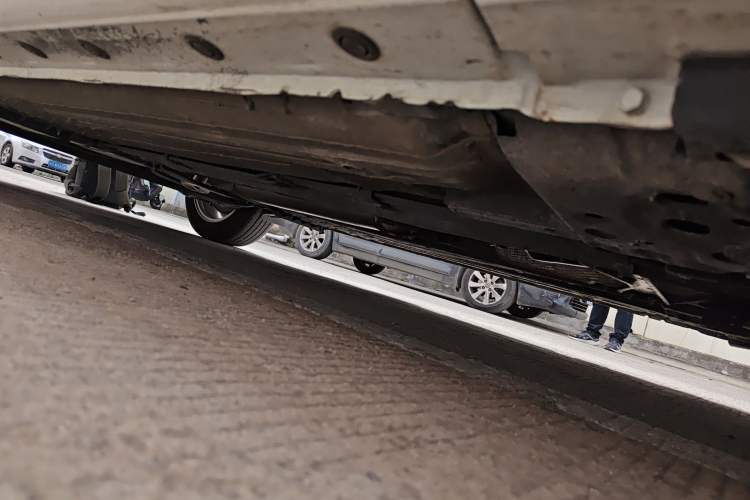 Used Nissan Tiida 2023 1.6L CVT Cool Dynamic Edition Chassis Front Right