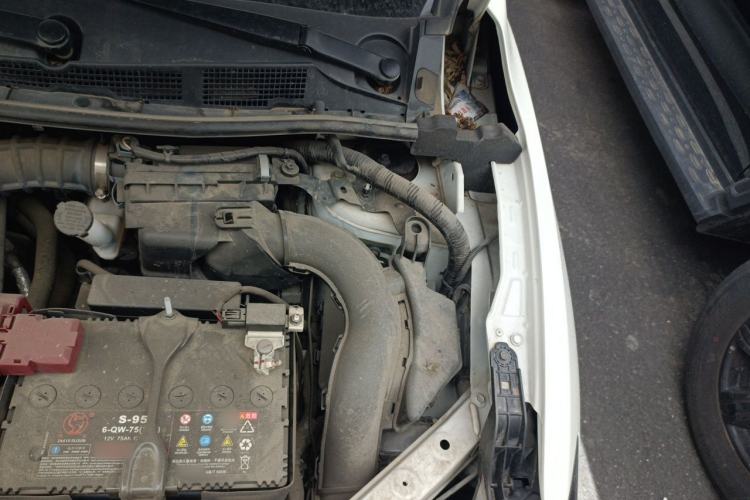 Used Nissan Tiida 2023 1.6L CVT Cool Dynamic Edition Engine Bay Left