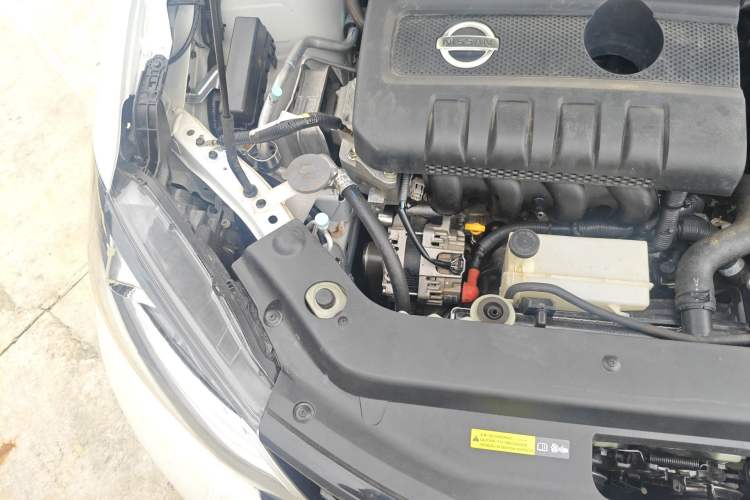 Used Nissan Tiida 2023 1.6L CVT Smart Drive Version Engine Bay Right
