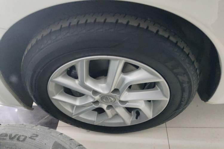 Used Nissan Tiida 2023 1.6L CVT Smart Drive Version Exterior 7