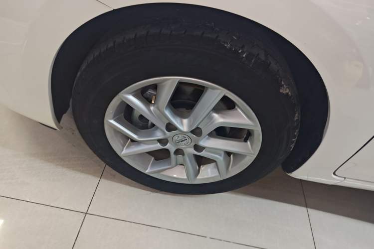 Used Nissan Tiida 2023 1.6L CVT Smart Drive Version Exterior 7
