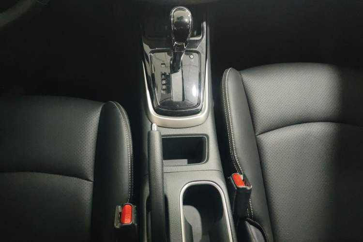 Used Nissan Tiida 2023 1.6L CVT Smart Drive Version Gear Lever