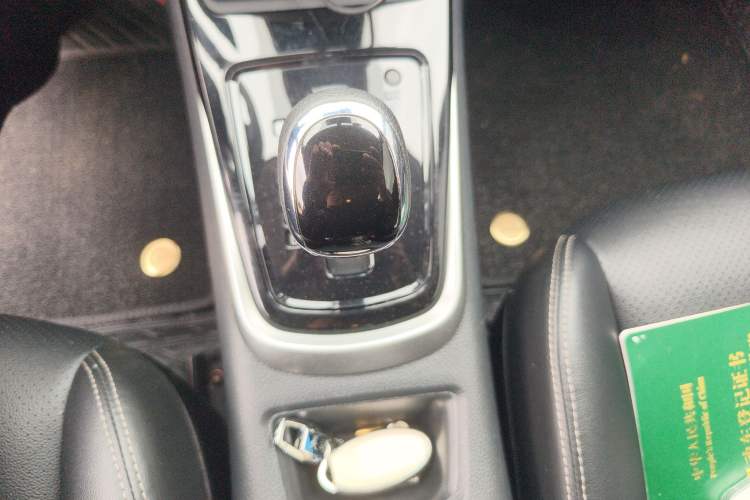 Used Nissan Tiida 2023 1.6L CVT Smart Drive Version Gear Lever