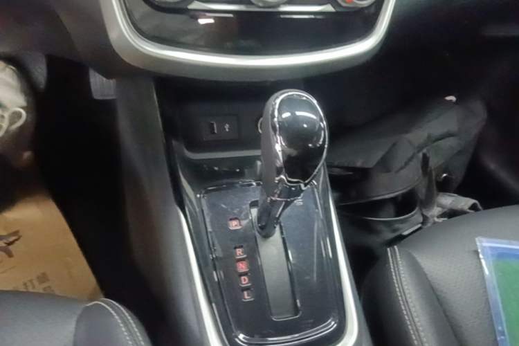 Used Nissan Tiida 2023 1.6L CVT Smart Drive Version Gear Lever