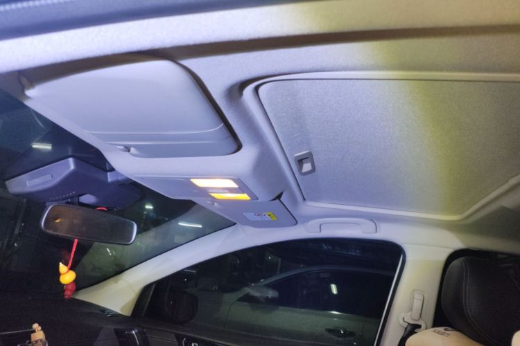 Used Nissan Tiida 2023 1.6L CVT Smart Drive Version Headliner