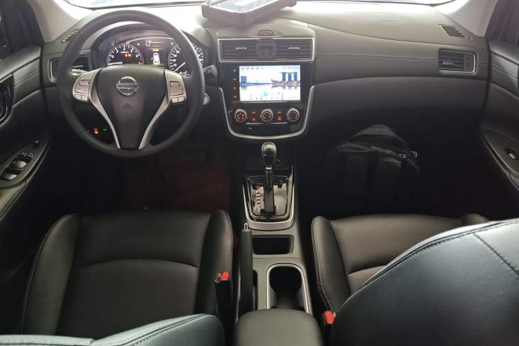 Used Nissan Tiida 2023 1.6L CVT Smart Drive Version Interior 2