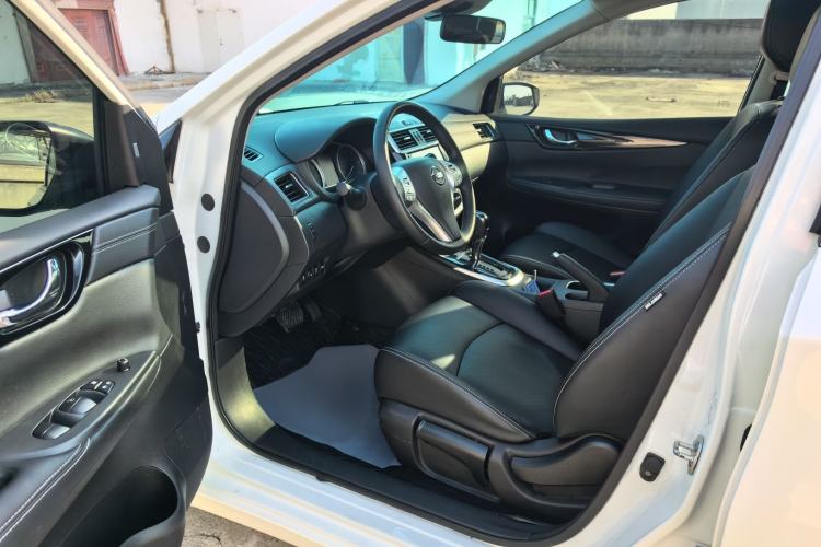 Used Nissan Tiida 2023 1.6L CVT Smart Drive Version Interior 3
