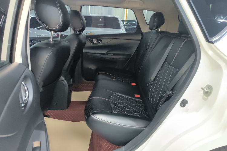 Used Nissan Tiida 2023 1.6L CVT Cool Dynamic Edition Interior 4