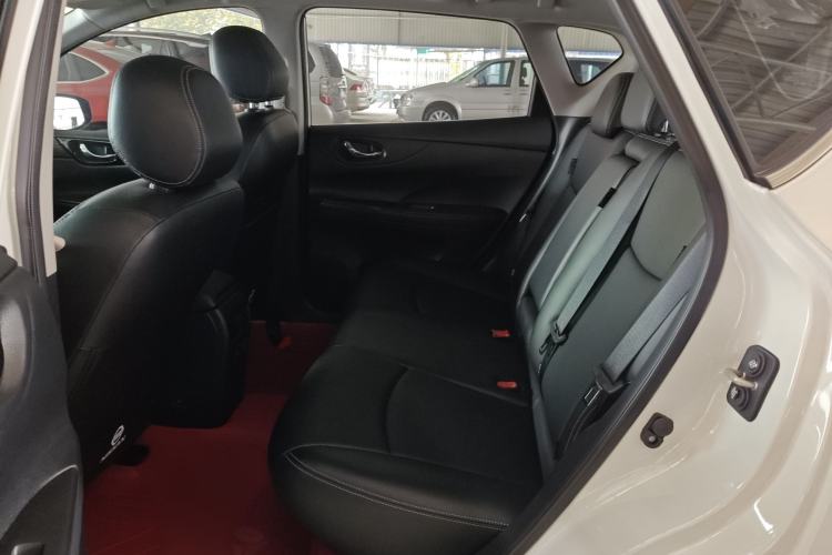 Used Nissan Tiida 2023 1.6L CVT Smart Drive Version Interior 4
