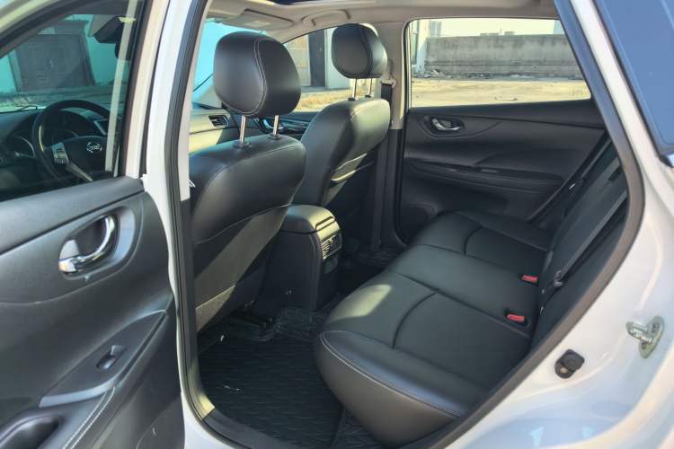 Used Nissan Tiida 2023 1.6L CVT Smart Drive Version Interior 5