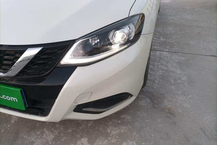Used Nissan Tiida 2023 1.6L CVT Smart Drive Version Left Front Headlight