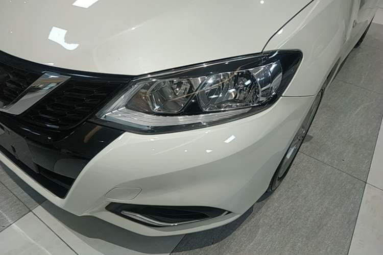 Used Nissan Tiida 2023 1.6L CVT Cool Dynamic Edition Left Front Headlight
