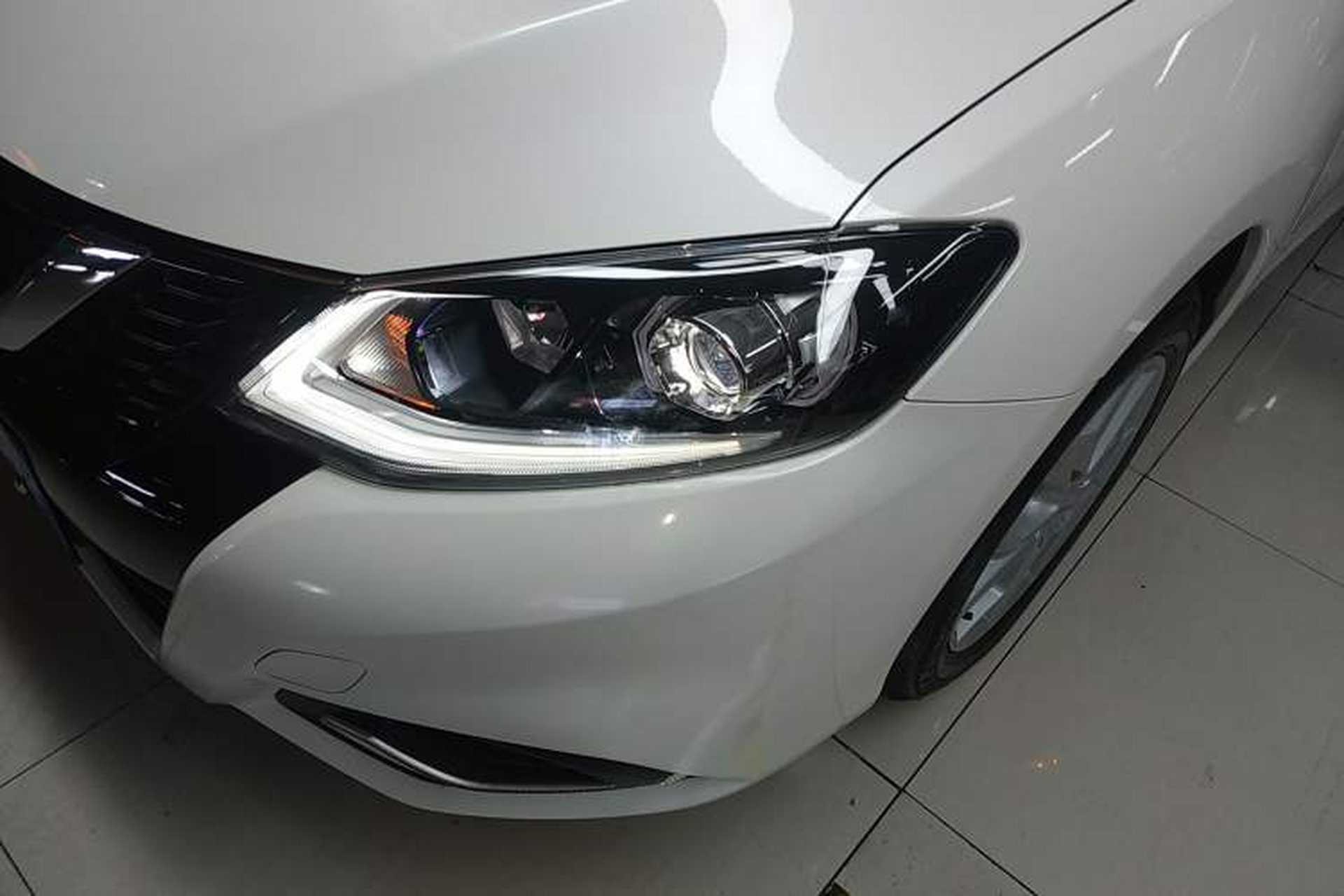 Used Nissan Tiida 2023 1.6L CVT Smart Drive Version Left Front Headlight