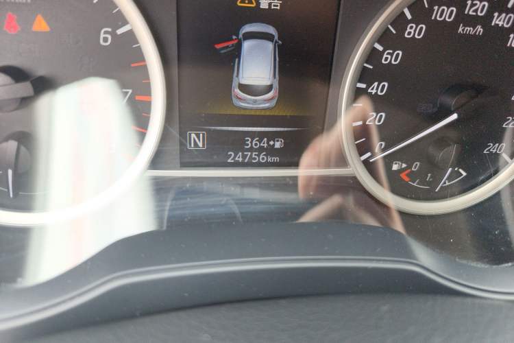 Used Nissan Tiida 2023 1.6L CVT Smart Drive Version Odometer Close Up