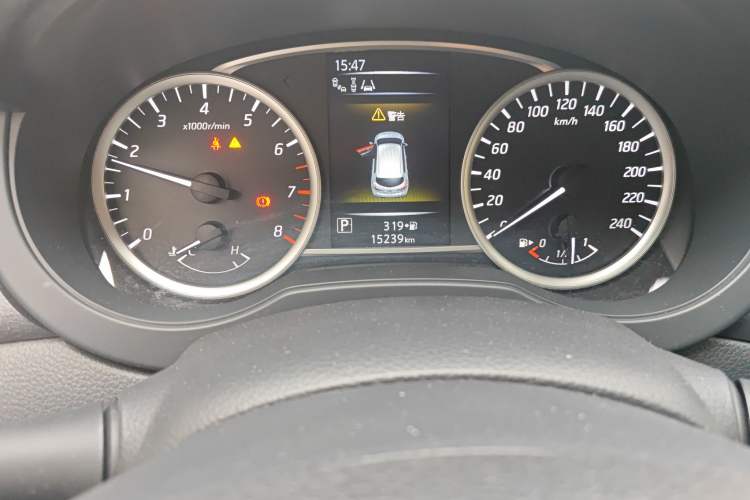 Used Nissan Tiida 2023 1.6L CVT Smart Drive Version Odometer Close Up