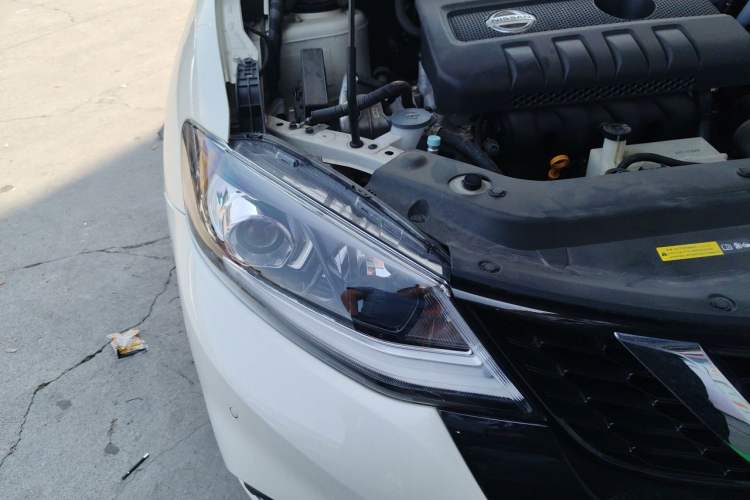 Used Nissan Tiida 2023 1.6L CVT Smart Drive Version Right Front Headlight