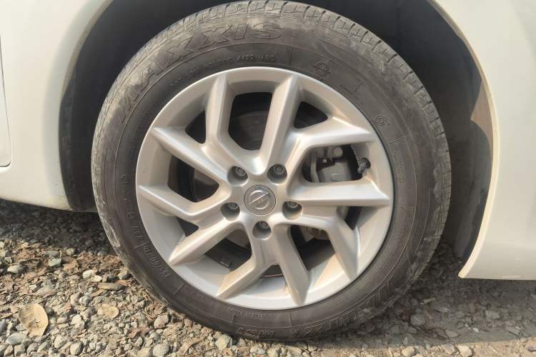 Used Nissan Tiida 2023 1.6L CVT Cool Dynamic Edition Right Front Wheel Hub