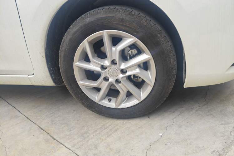 Used Nissan Tiida 2023 1.6L CVT Smart Drive Version Right Front Wheel Hub