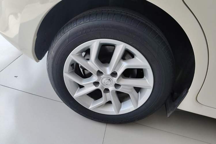 Used Nissan Tiida 2023 1.6L CVT Smart Drive Version Right Rear Wheel Hub