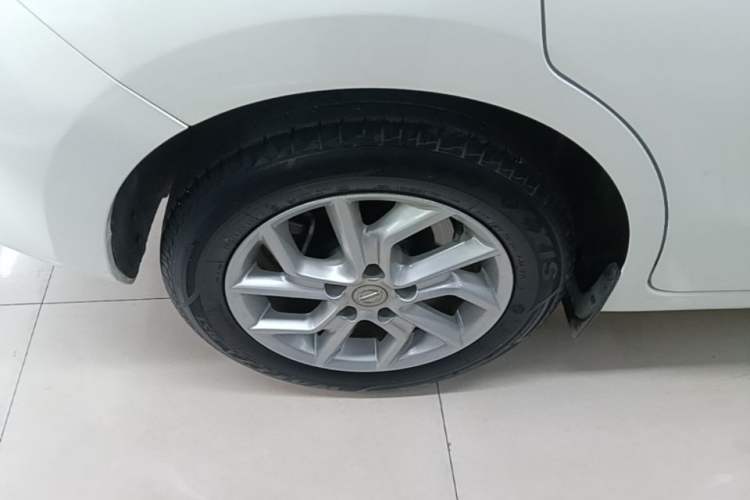 Used Nissan Tiida 2023 1.6L CVT Smart Drive Version Right Rear Wheel Hub