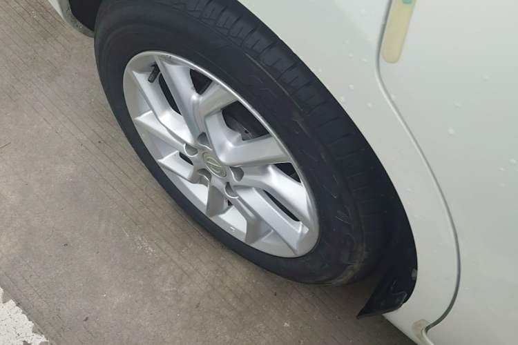 Used Nissan Tiida 2023 1.6L CVT Cool Dynamic Edition Right Rear Wheel Hub
