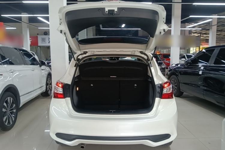 Used Nissan Tiida 2023 1.6L CVT Smart Drive Version Trunk
