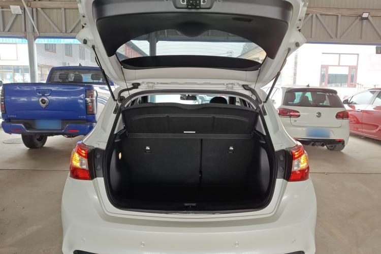 Used Nissan Tiida 2023 1.6L CVT Smart Drive Version Trunk