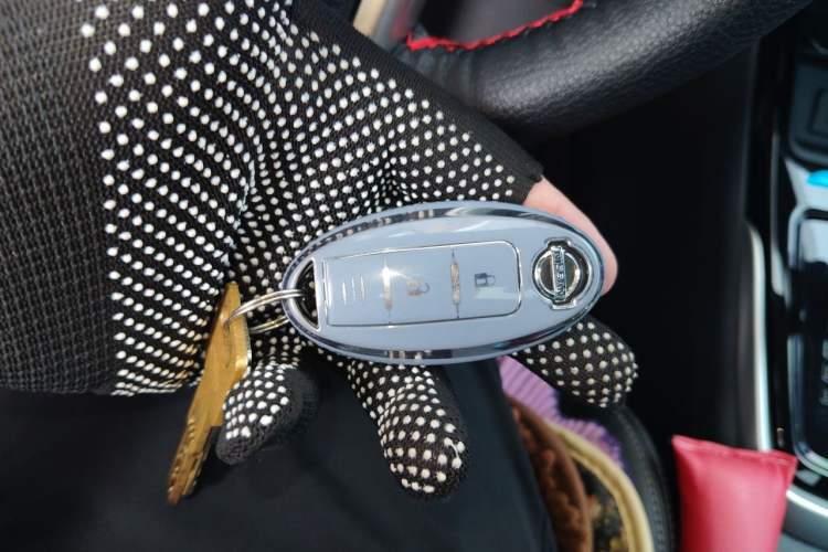 Used Nissan Tiida 2023 1.6L CVT Smart Drive Version Vehicle Key