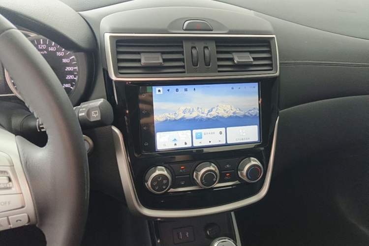 Used Nissan Tiida 2024 1.6L CVT Smart Drive Edition Audio And AC Panel