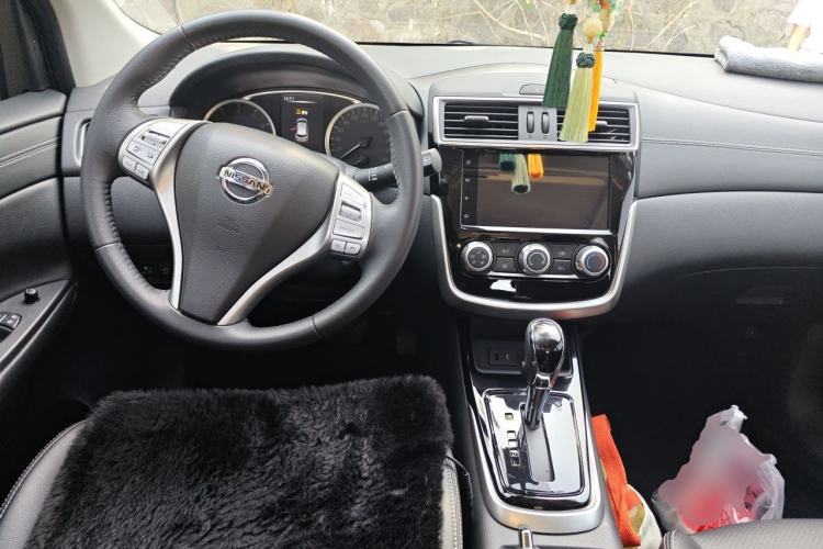 Used Nissan Tiida 2024 1.6L CVT Smart Drive Edition Center Console
