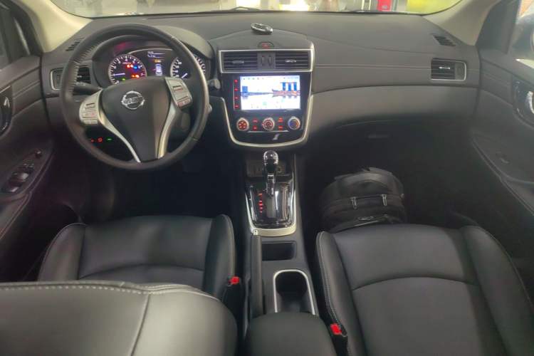 Used Nissan Tiida 2024 1.6L CVT Smart Drive Edition Center Console