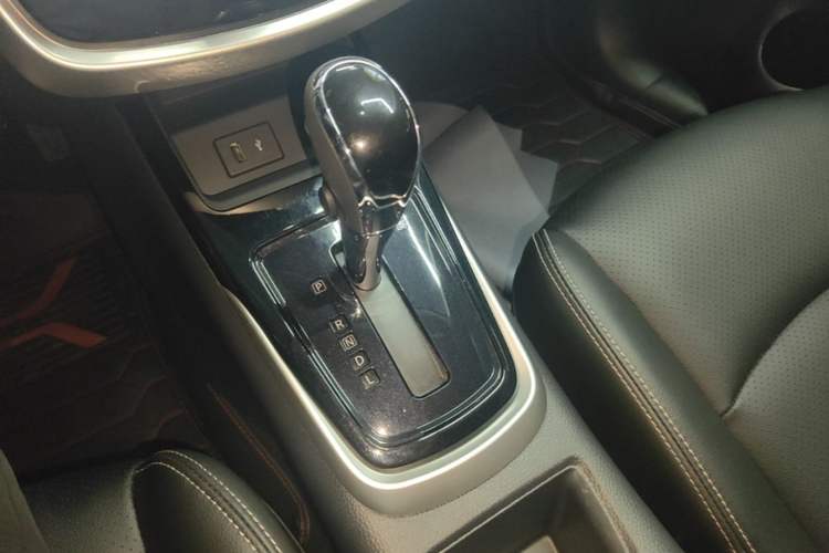 Used Nissan Tiida 2024 1.6L CVT Smart Drive Edition Gear Lever