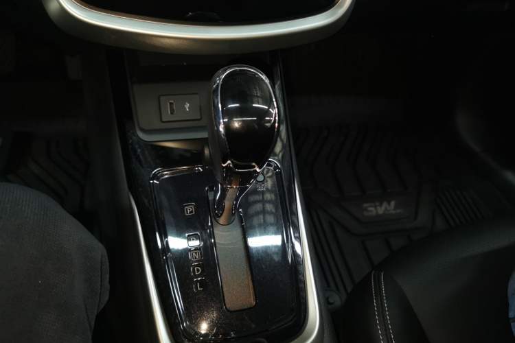 Used Nissan Tiida 2024 1.6L CVT Smart Drive Edition Gear Lever