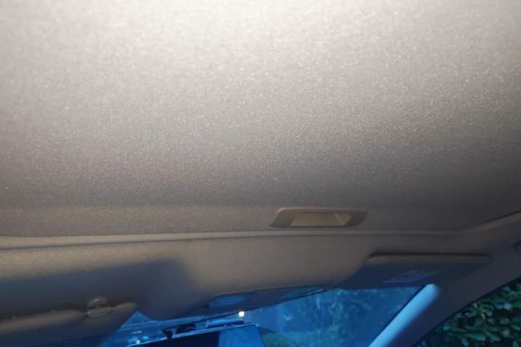 Used Nissan Tiida 2024 1.6L CVT Cool Dynamic Edition Headliner