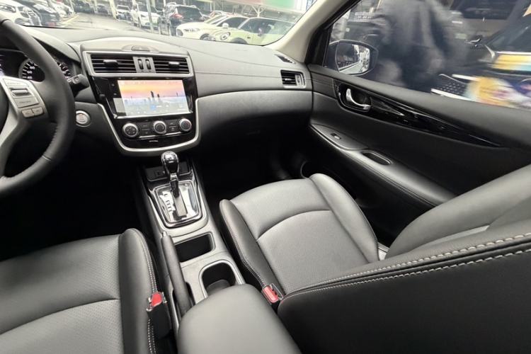 Used Nissan Tiida 2024 1.6L CVT Smart Drive Edition Interior 4