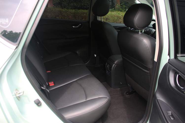 Used Nissan Tiida 2024 1.6L CVT Smart Drive Edition Interior 5