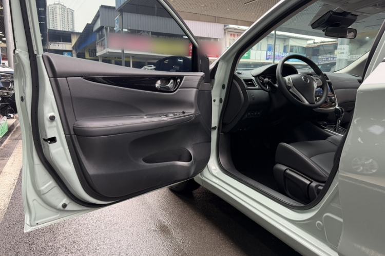 Used Nissan Tiida 2024 1.6L CVT Smart Drive Edition Interior 9
