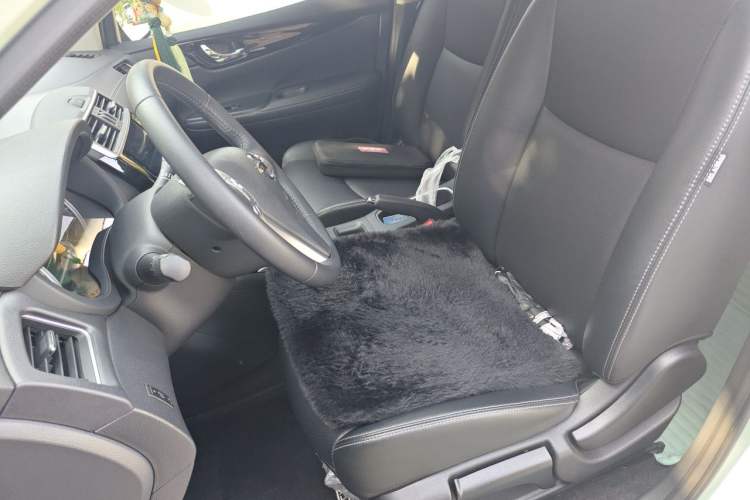 Used Nissan Tiida 2024 1.6L CVT Smart Drive Edition Left Front Seat