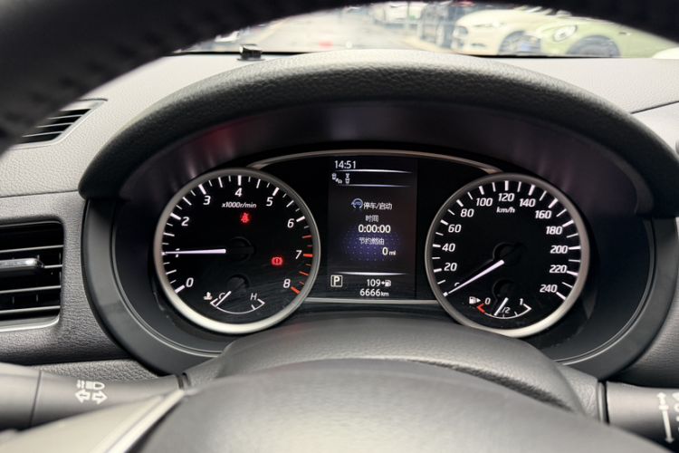 Used Nissan Tiida 2024 1.6L CVT Smart Drive Edition Odometer Close Up