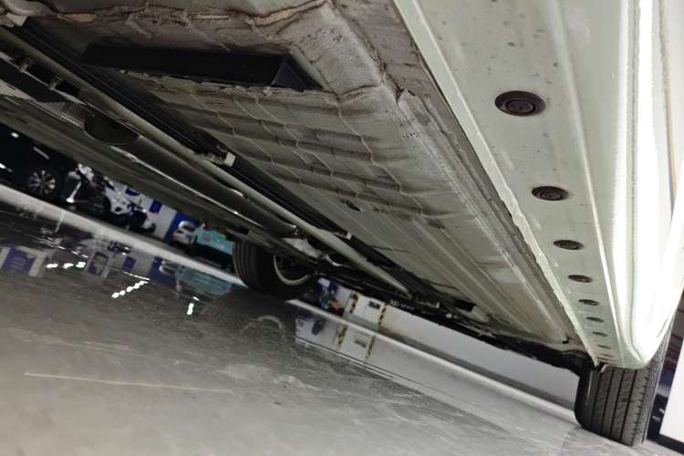 Used Nissan Tiida 2024 1.6L CVT Smart Drive Edition Right Side Sill