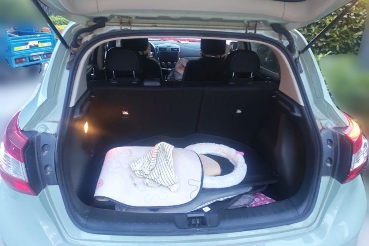 Used Nissan Tiida 2024 1.6L CVT Cool Dynamic Edition Trunk