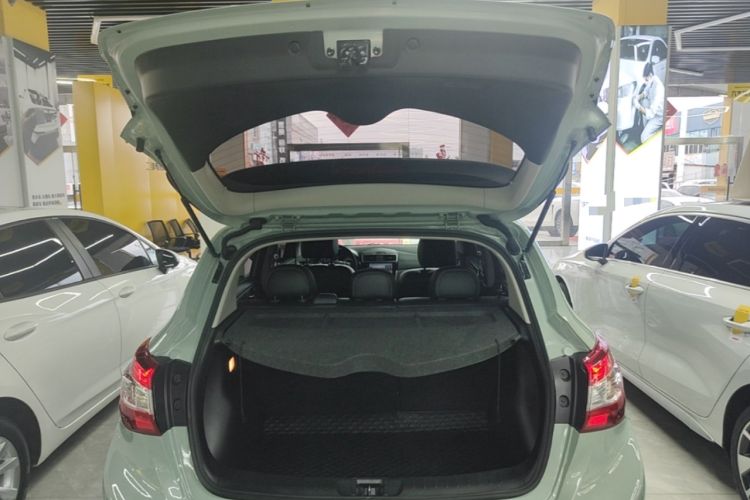 Used Nissan Tiida 2024 1.6L CVT Smart Drive Edition Trunk